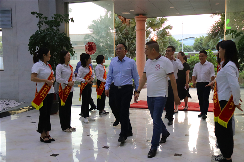 蒼梧縣委領導蒞臨